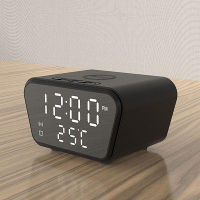 ROHS gecertificeerde Qi draadloze oplader klok alarm 253g met snelle opladen