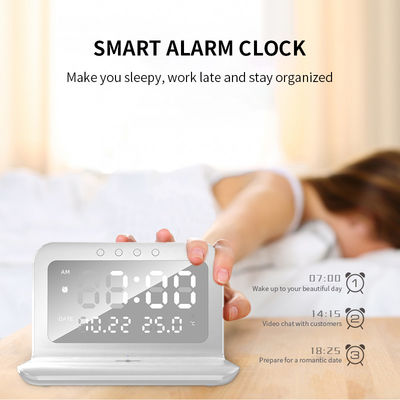 ABS Qi draadloos oplader Clock LED Display Fast Charging Alarm Type